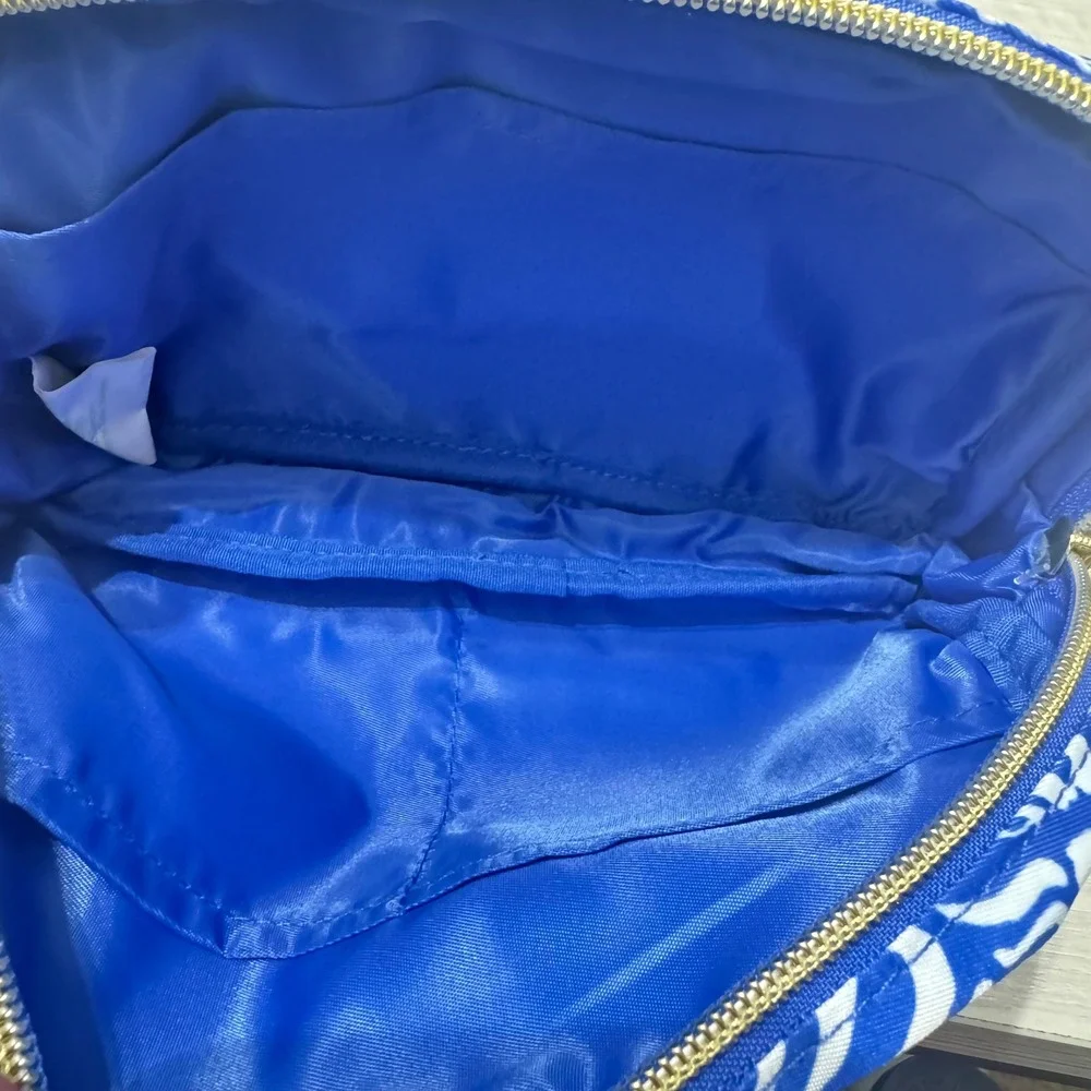 Lilly Pulitzer Jeanie Belt Bag Women OS Blue White NWT Zebra Print Fanny Pack - Picture 10 of 10